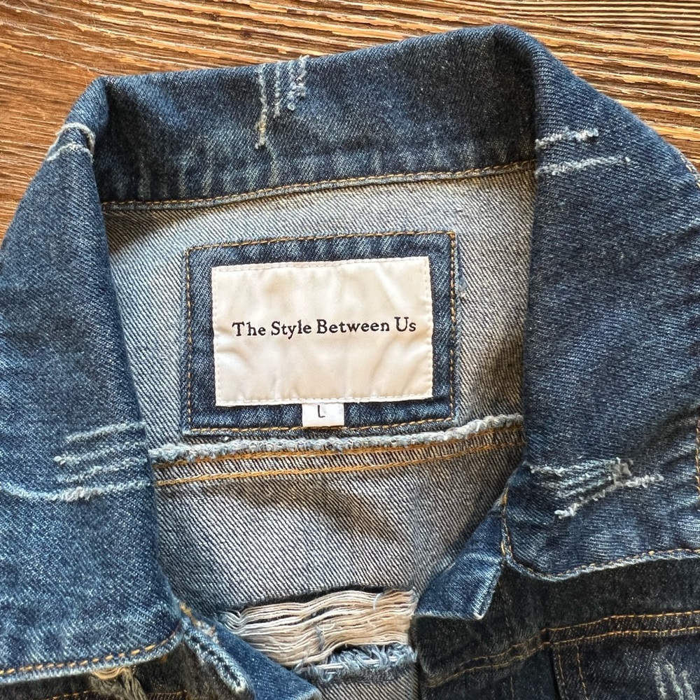 Jean jacket - Picture 2 of 3